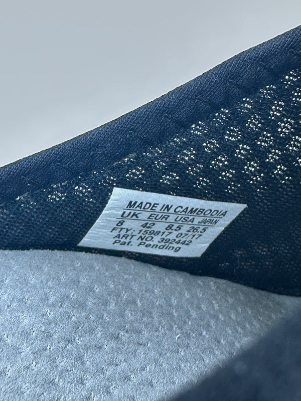 Salomon RX Slide 3.0 is a lightweight recovery slip-on shoe