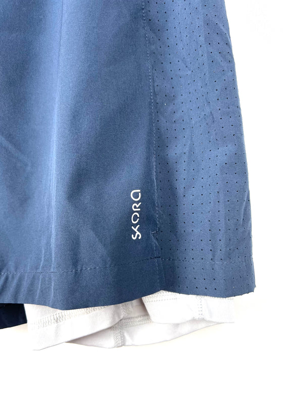 SKORA Quick dry short , size M