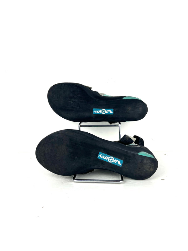 Scarpa Origin climbing shoes