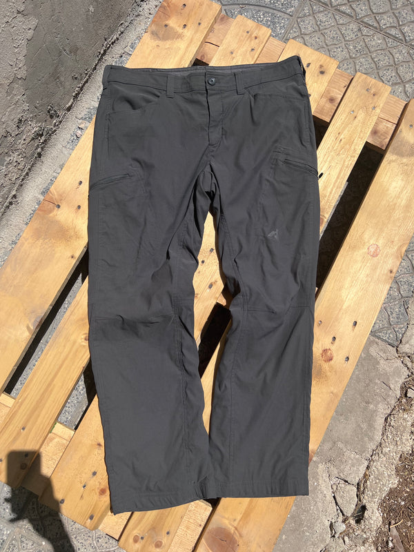 Eddie Bauer warm hiking pants , size 38