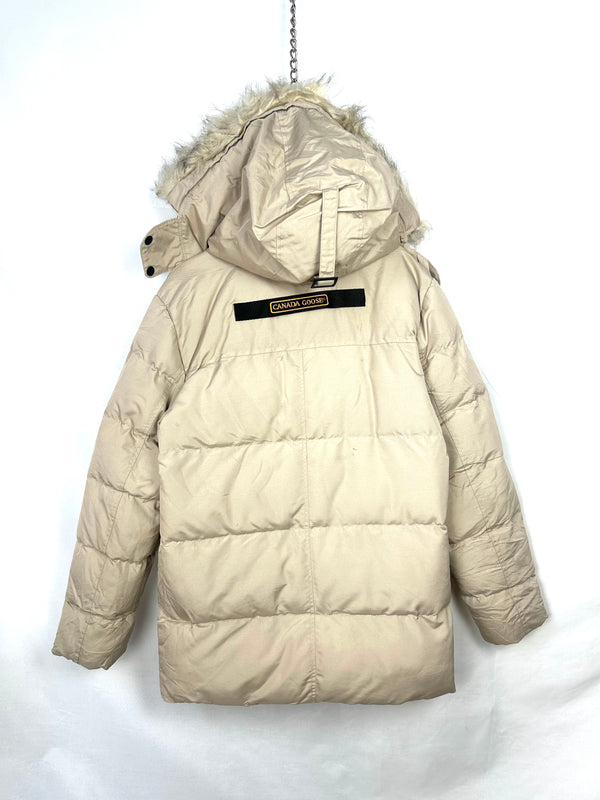 Canada Goose puffer jacket women