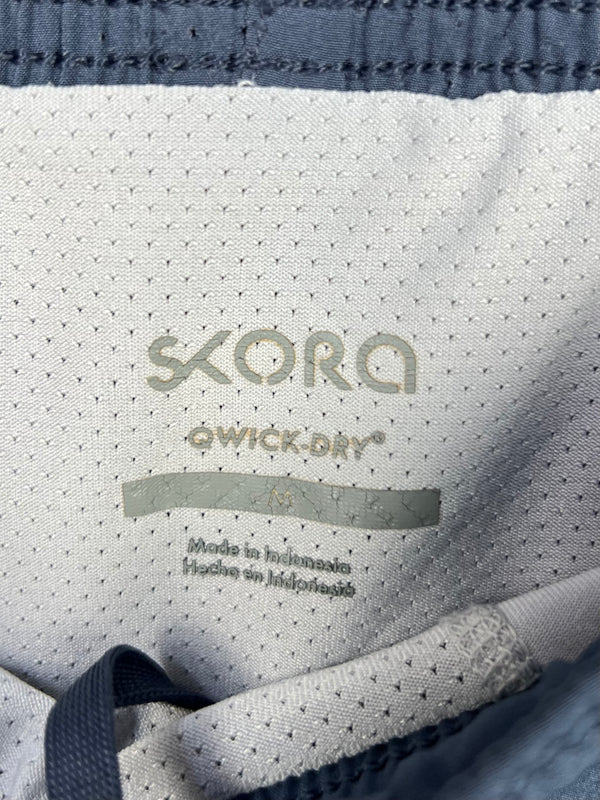 SKORA Quick dry short , size M