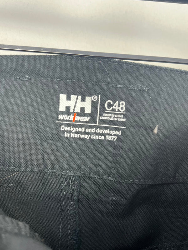 Helly Hansen , size 32