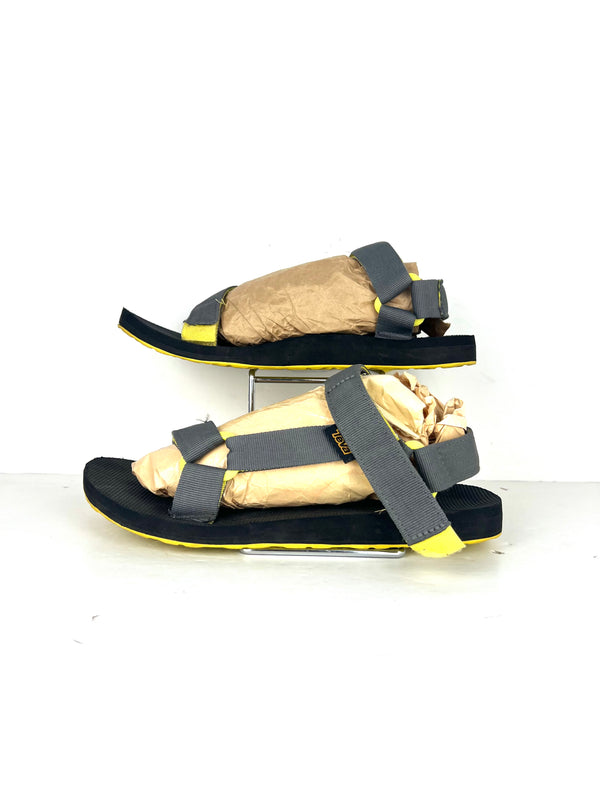 Teva Original Universal sandals , size 40.5