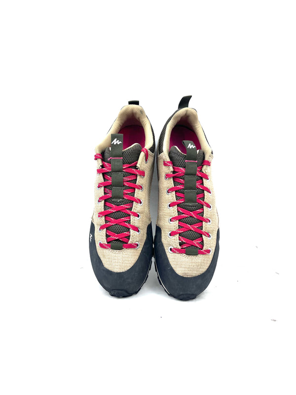 Quechua Arpenaz 500 Revival hiking shoes , size 39