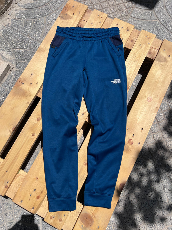 The north face sports pants , size S