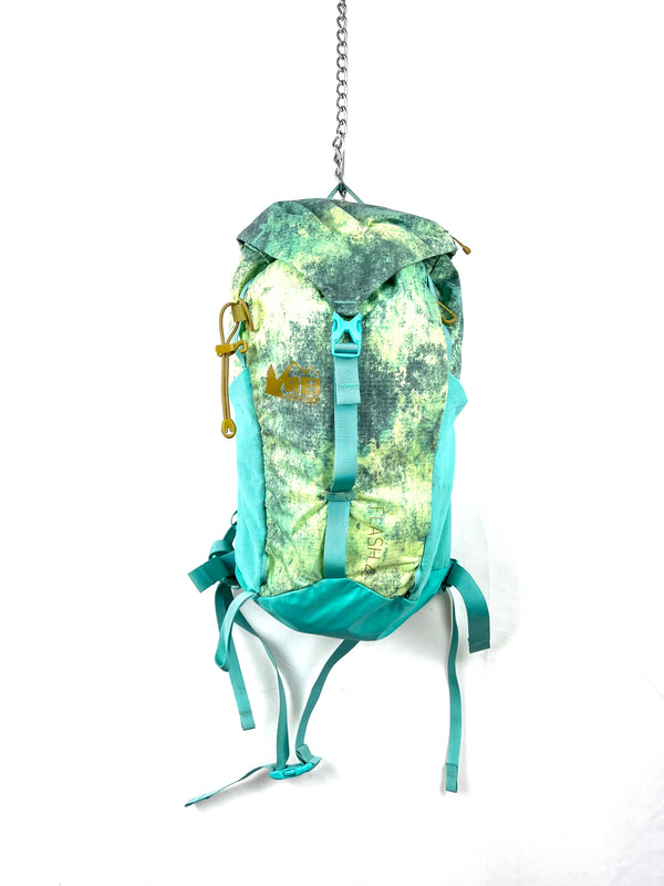 REI Co-op Flash 22 daypack