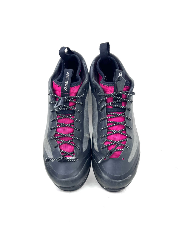 Arc'teryx Acrux FL GTX approach shoes , size 39 1/3