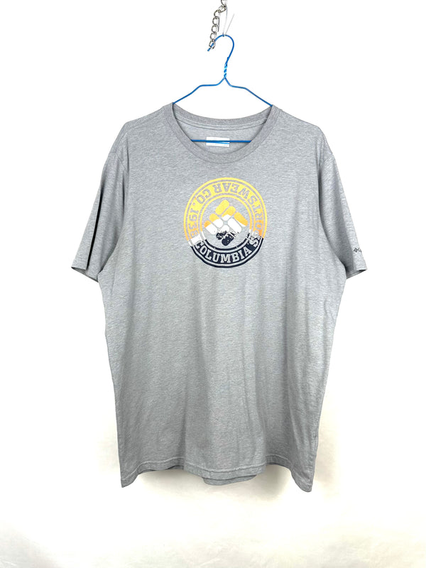 Columbia T-shirt