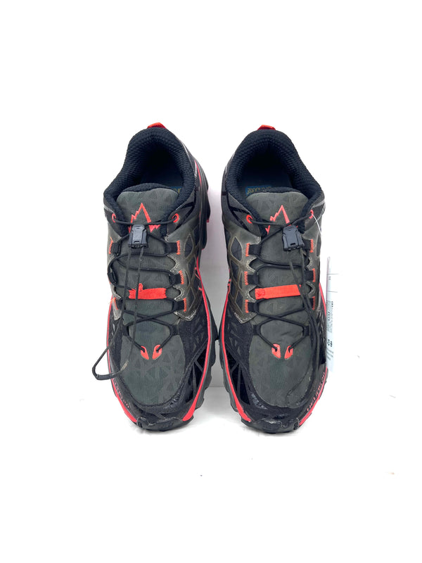La Sportiva Helios III trail running shoes , size 41.5