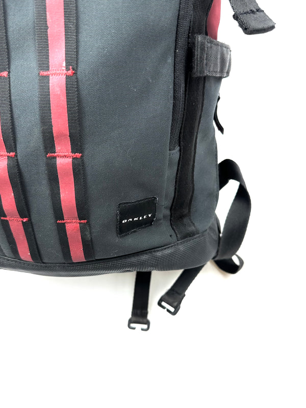 Oakley Utility Organizing Backpack in the Dull Onyx Red/Black colorway