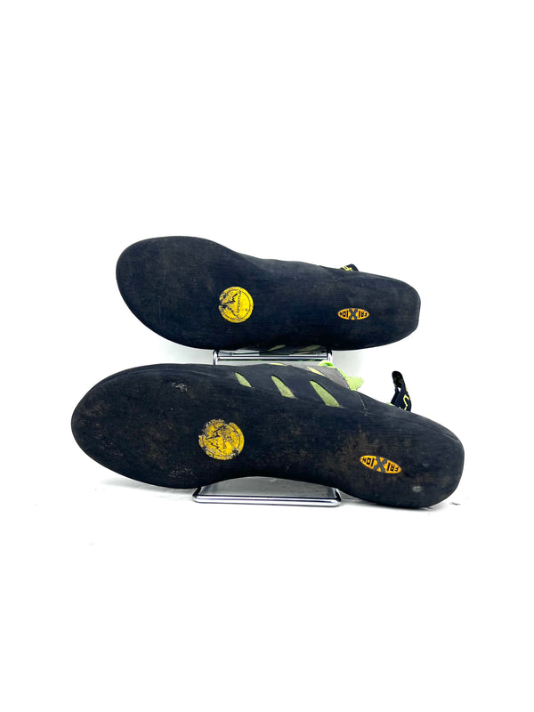 La Sportiva Tarantulace rock climbing shoes , size 42.5