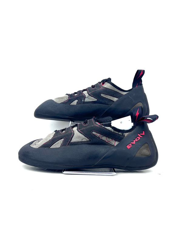 Evolv Men's Nighthawk climbing shoes , size 48
