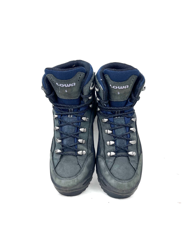 LOWA Renegade GTX Mid waterproof hiking and backpacking boot , size 39