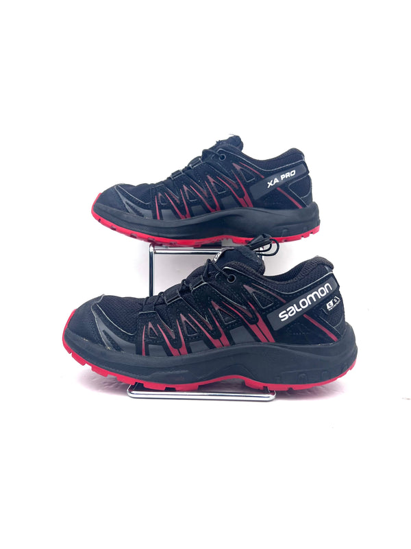 Salomon XA Pro 3D CSWP Junior trail running shoes , size 31