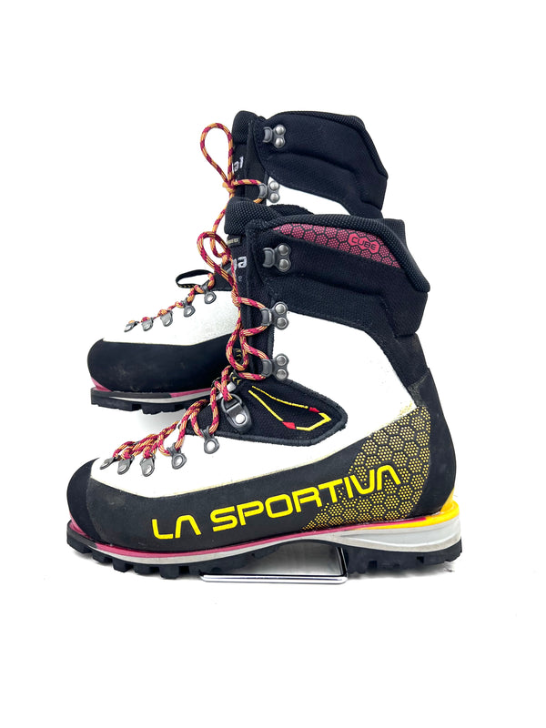 La Sportiva Nepal Cube GTX mountaineering boots , size 42