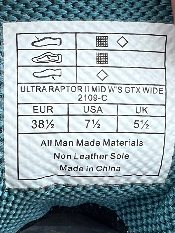 La Sportiva Ultra Raptor II Mid GTX hiking boots , size 38.5