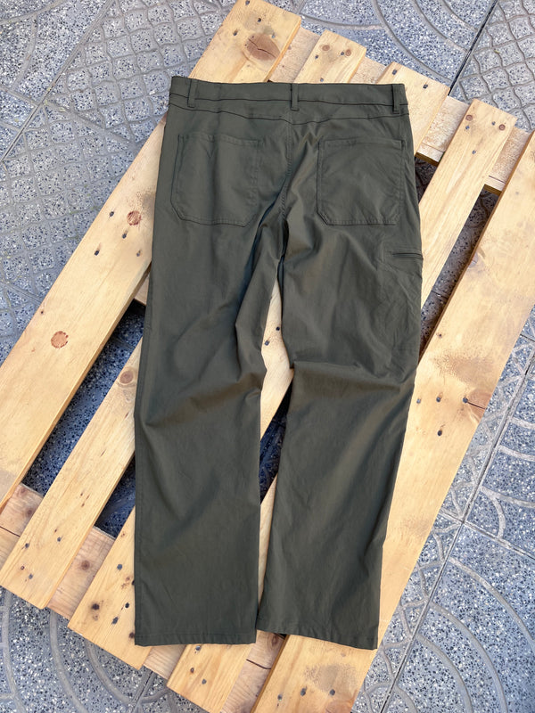 Weather proof hiking pants , size 36