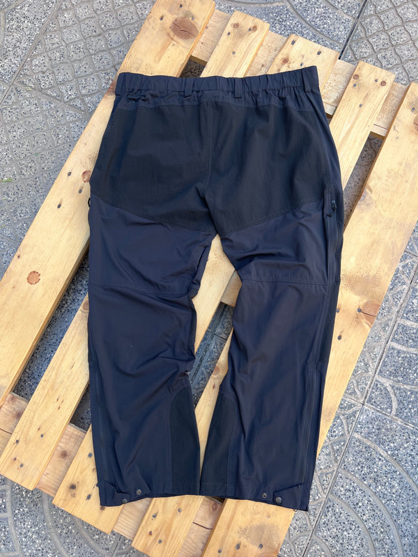 Rab hiking pants with label 🏷️ , size 38