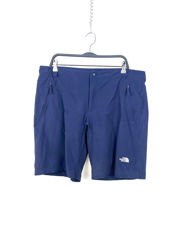 The North Face Short , size 38
