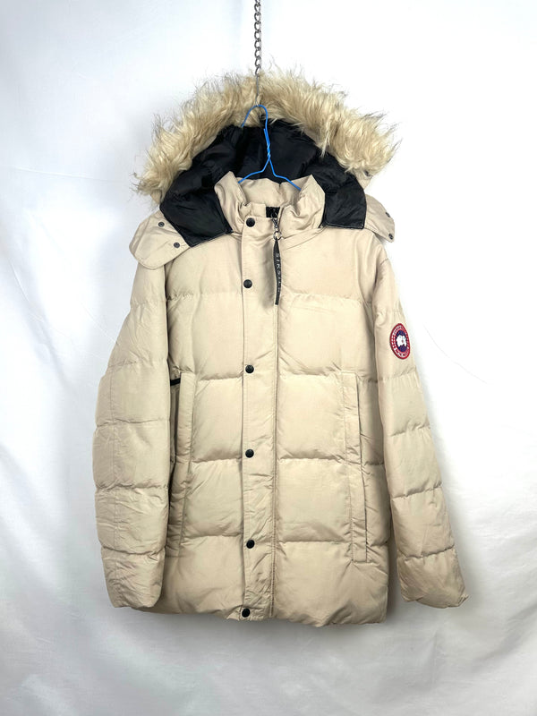 Canada Goose puffer jacket women