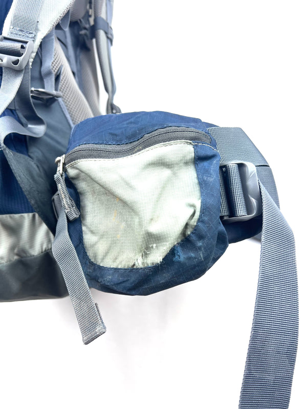Deuter ACT Lite 65+10 hiking backpack