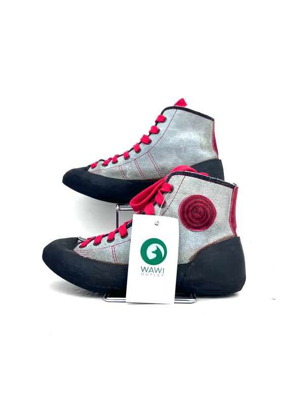 Boreal Fire high-top rock climbing shoes , size 41