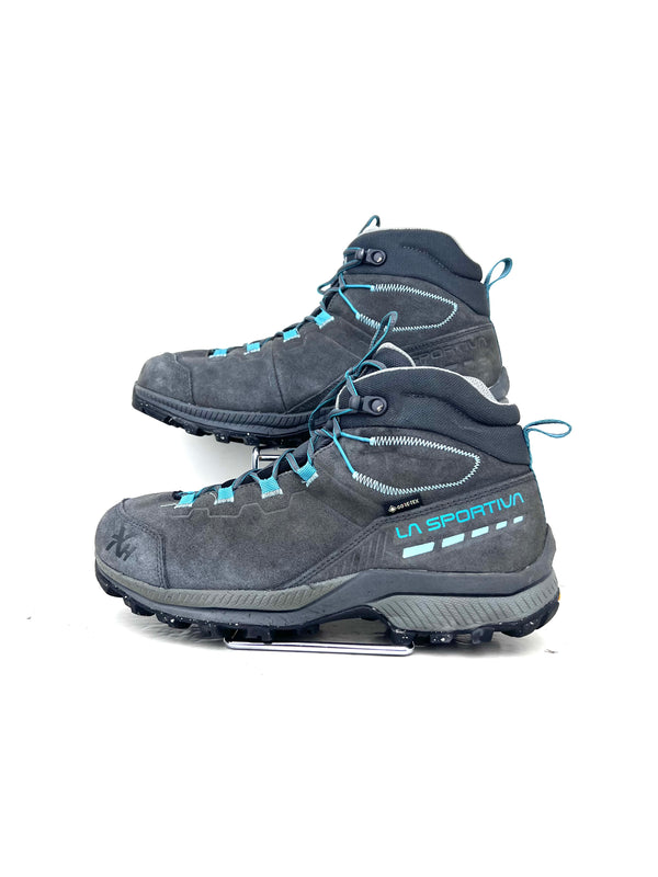 La Sportiva Women's TX Hike Mid Leather GTX hiking boots , size 39