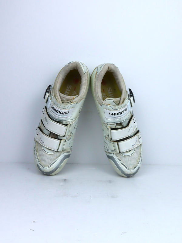 Shimano SH-WR40 road cycling shoes.