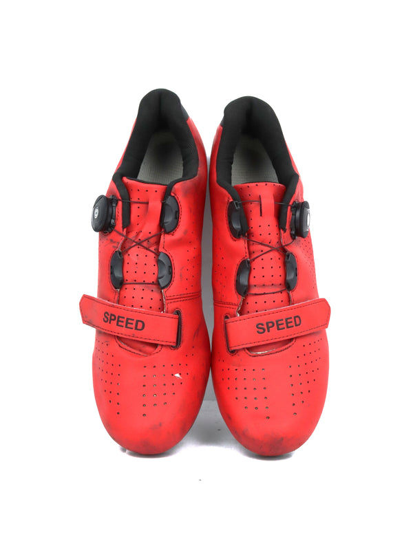 RKYRRKI cycling shoes featuring both a BOA L6 dial and a hook-and-loop strap closure system.