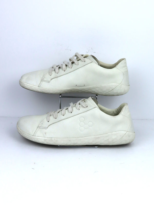 Vivobarefoot Geo Court II sneakers in white leather.