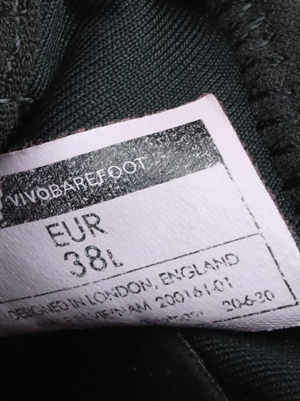 Vivobarefoot Magna FG minimalist hiking shoes in black or obsidian with a gum sole.