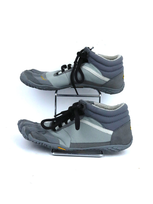 Vibram FiveFingers Trek Ascent Insulated walking shoes in grey with a black lace-up closure.
