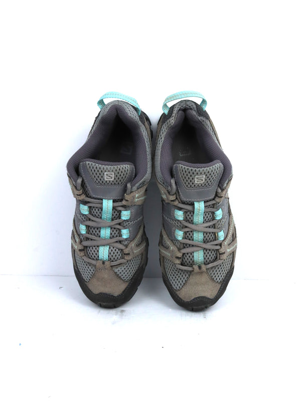 Salomon women's low-top hiking shoes