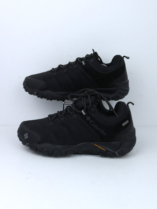 Columbia Peakfreak Venture LT men's hiking shoes.