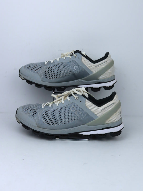 On Cloud surfer running shoes