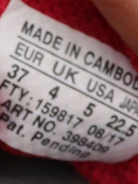 Salomon Speedcross CSWP trail running shoes .