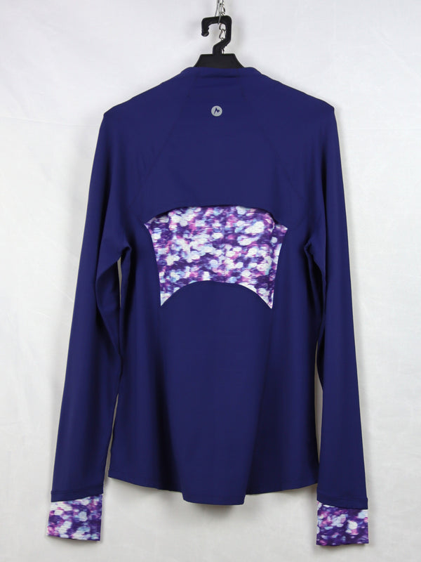 Marmot Leconte Fleece Half-Zip Pullover for womenwith a patterned cuff.