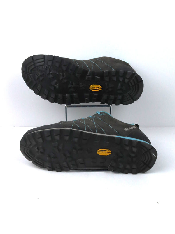 Scarpa Women's Highball shoe in the Shark/Atoll color.