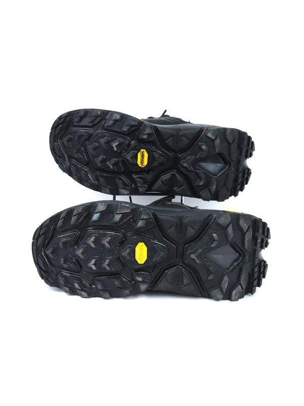 Hoka Kaha 2 GTX hiking shoe in black.