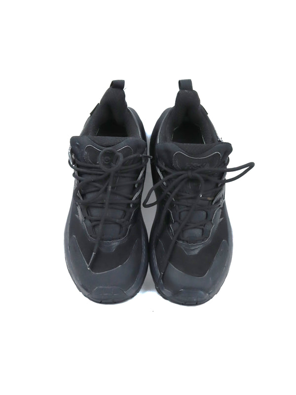 Hoka Kaha 2 GTX hiking shoe in black.