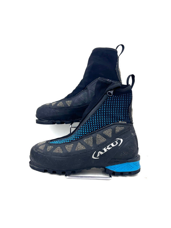 AKU Aurai DFS GTX technical mountaineering and ice climbing boots , size 37