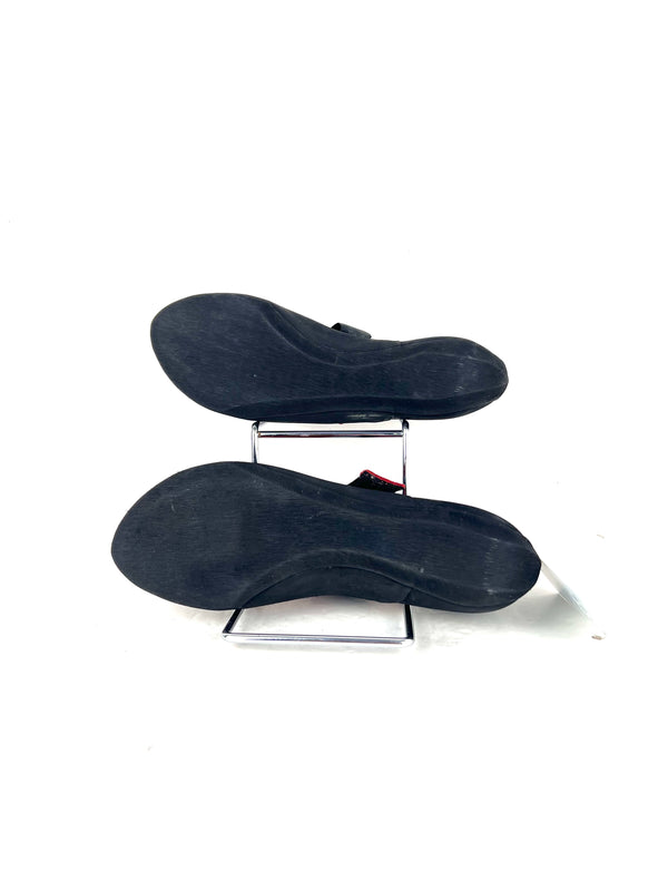 Quechua climbing shoes