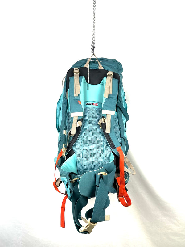 Quechua Forclaz Easyfit 60 Liter trekking backpack