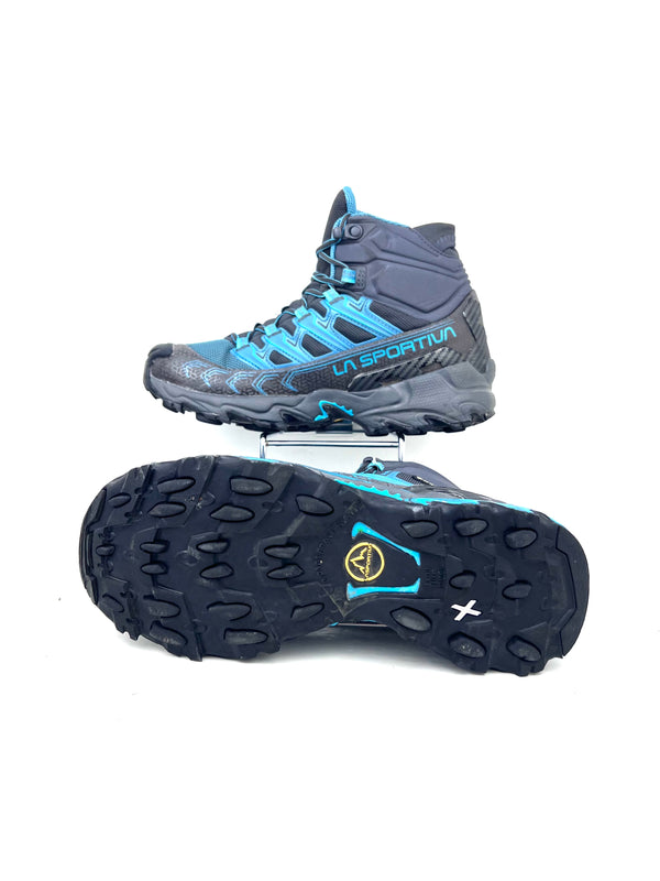 La Sportiva Ultra Raptor II Mid GTX hiking boots , size 38.5