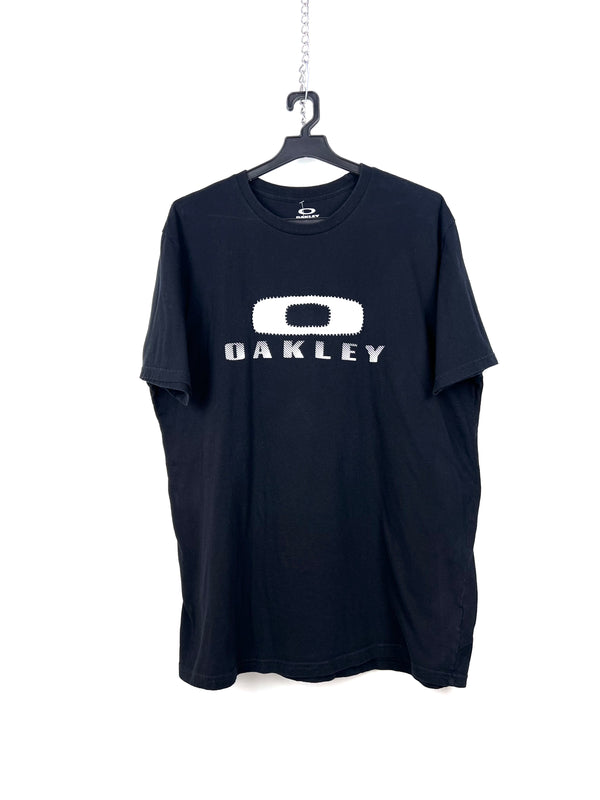 Oakley T-shirt , size XL