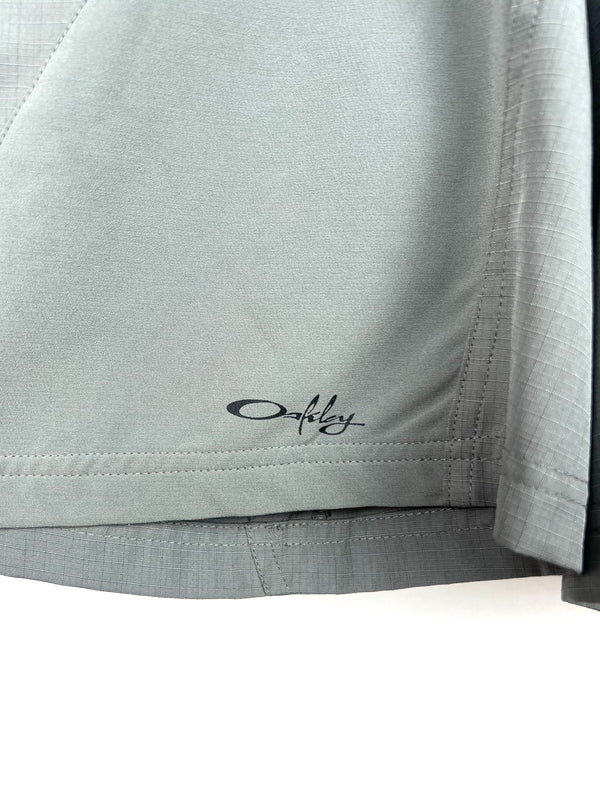 Oakley short , size 36