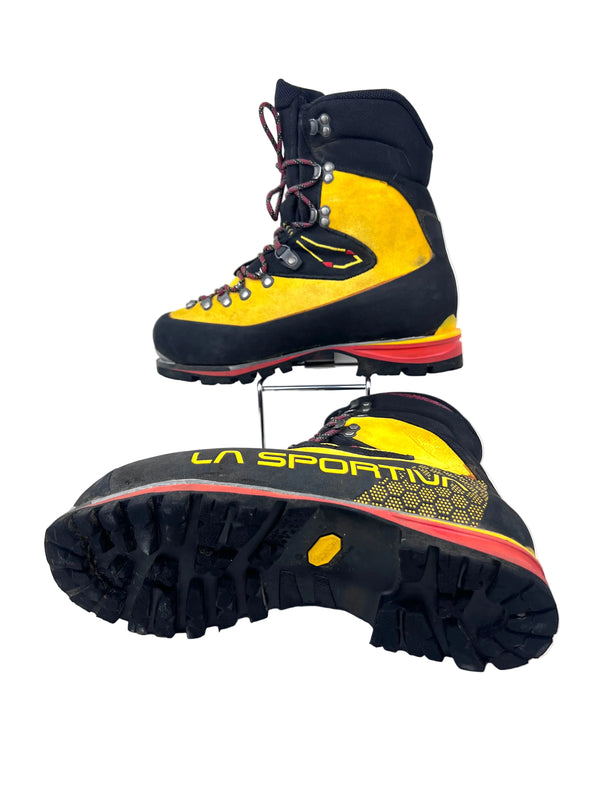 La Sportiva Nepal Cube GTX mountaineering boots , size 41.5