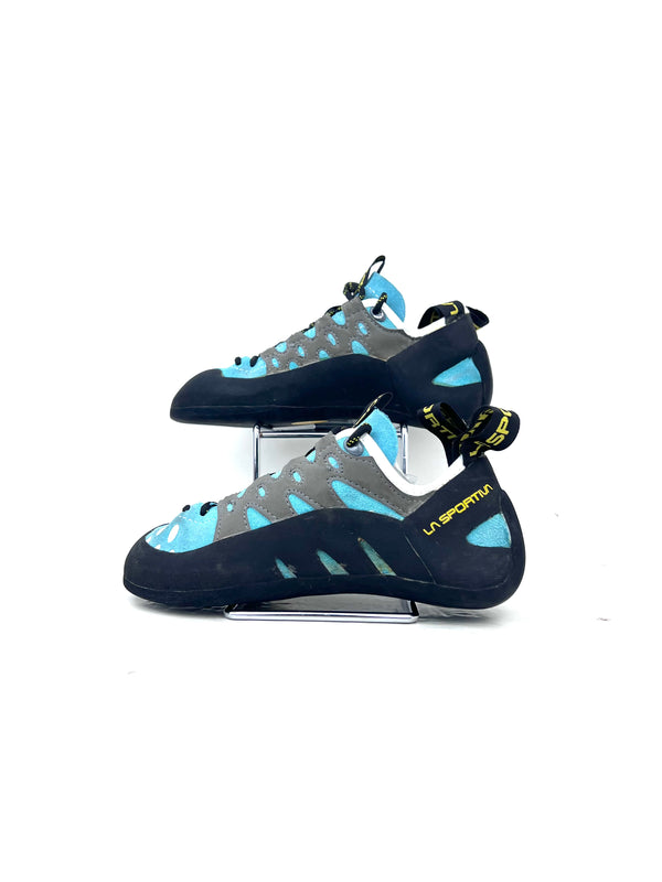 La Sportiva Women's Tarantulace climbing shoes