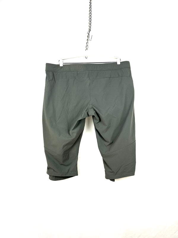 Quechua hiking short